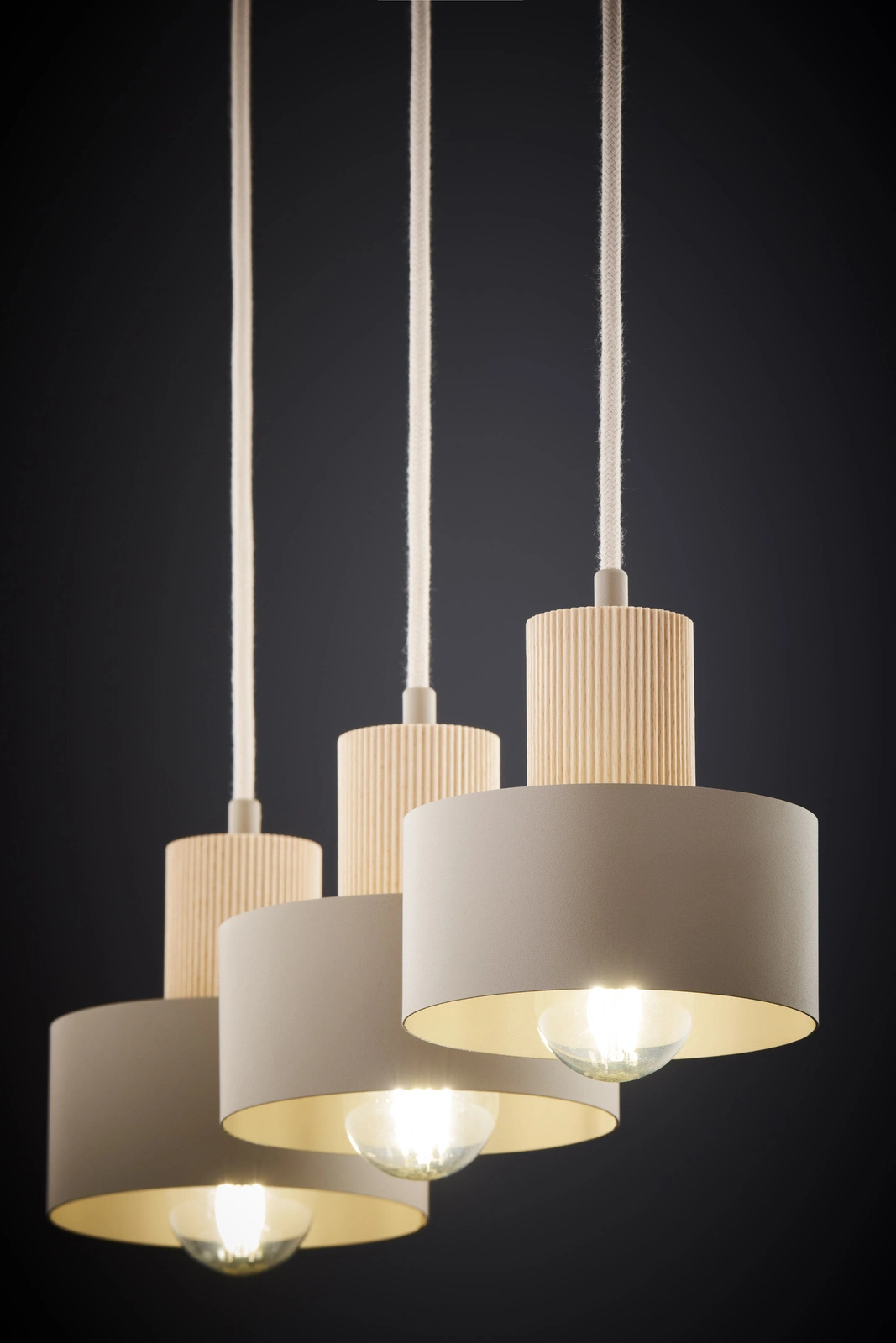 Lampa wisząca w stylu japandi RIF WOOD 3 ciepły beż/drewno naturalne, 3 × E27 – Sigma Lighting 41872 - obrazek 6